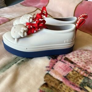 Nice pair of Hello Kitty shoes!